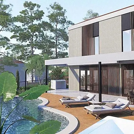 Liza, Completely Redesigned Hotel Hvar Town