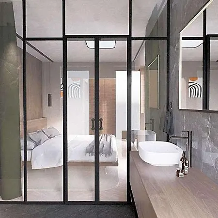 Liza, Completely Redesigned Hotel Hvar Town